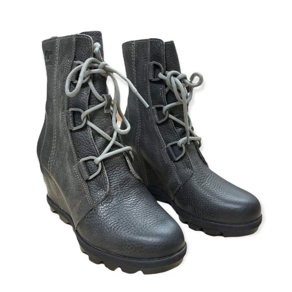 Sorel Joan of Arctic Wedge II Bootie in dark gray 7.5